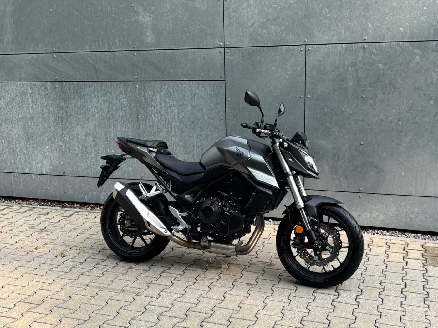 Fahrzeugabbildung Honda CB 750 Hornet A2