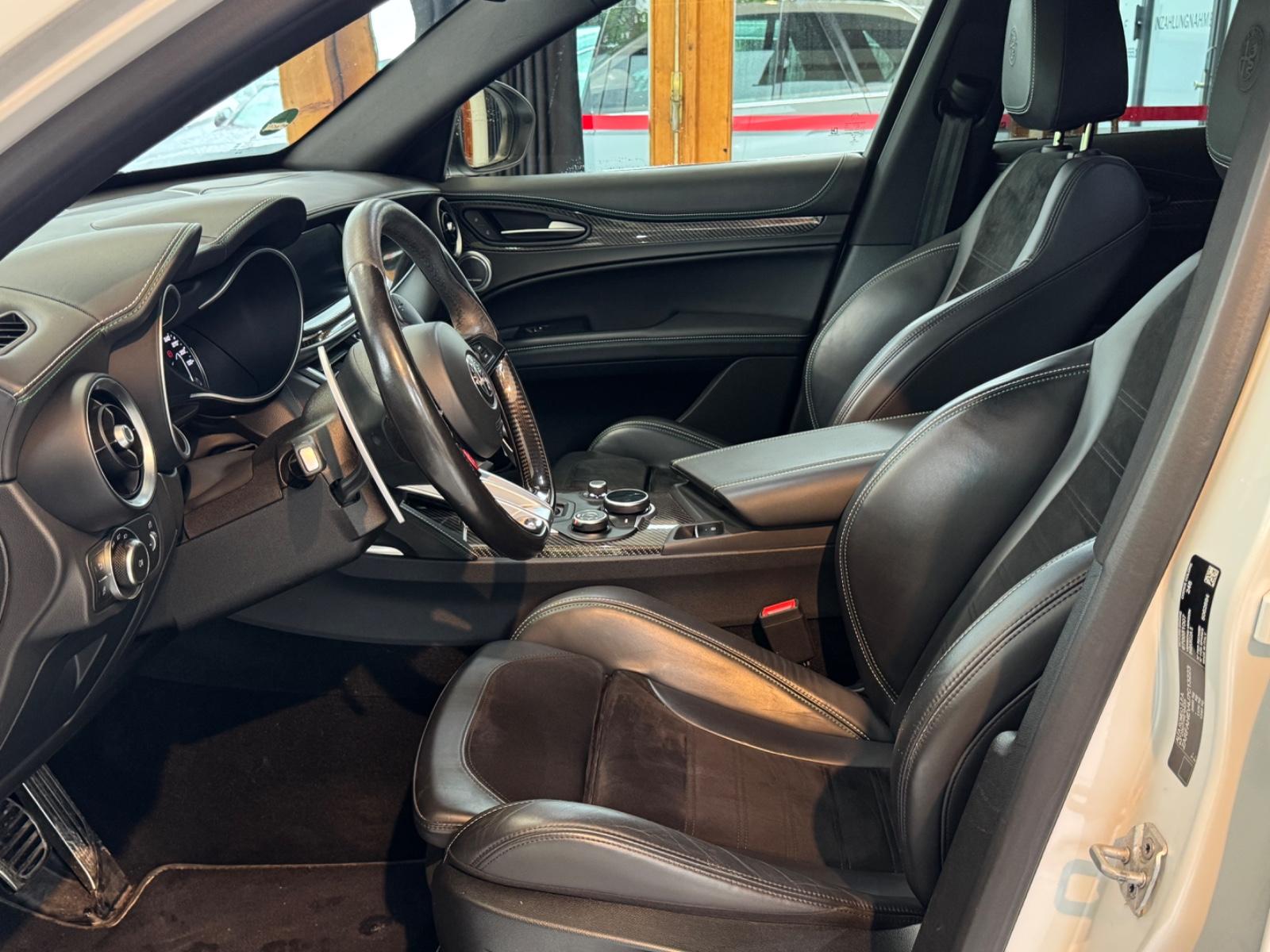 ALFA ROMEO STELVIO QUADRIFOGLIO 510 CH 4X4 Q4 |HARMAN-KARDON|ACC|LED - 93000 KM