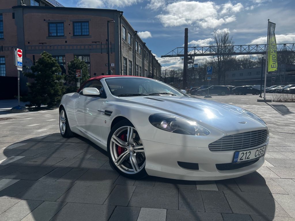 Aston Martin DB9