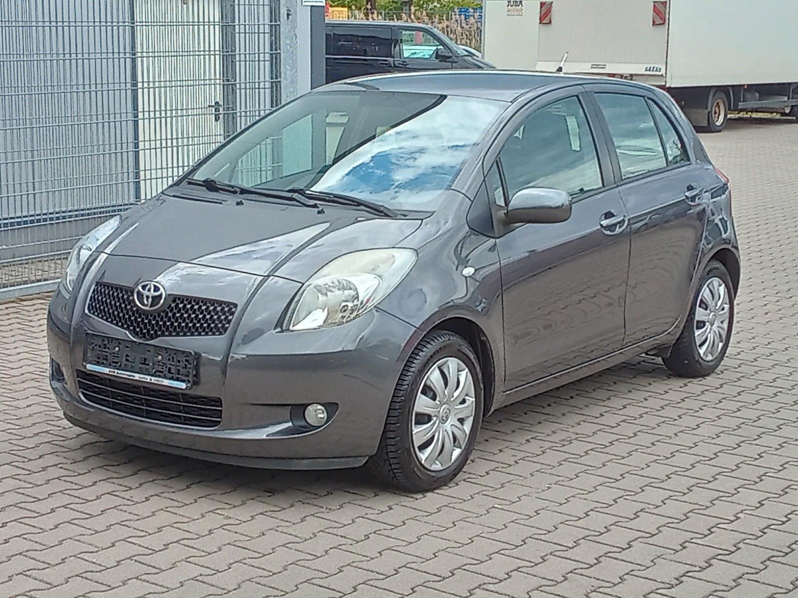 Toyota Yaris Travel 1,3-l-VVT-i orig. 95.000km !!!