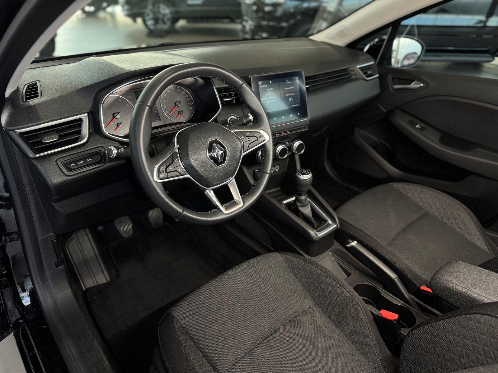 Fahrzeugabbildung Renault Clio V 1.0 TCe Zen