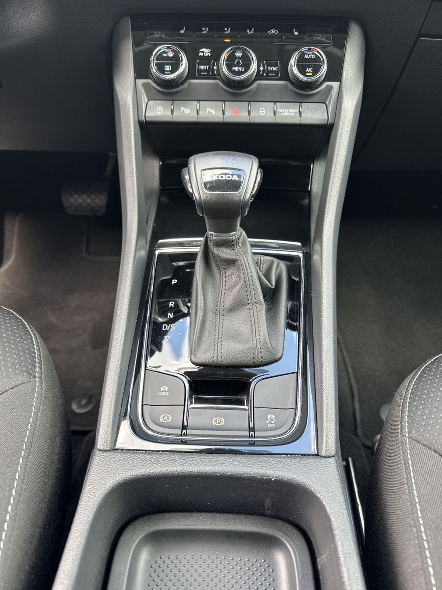 Fahrzeugabbildung SKODA Kodiaq 2.0 TDI Tour DSG NAV+LED+ACC+KAMERA+19ZO