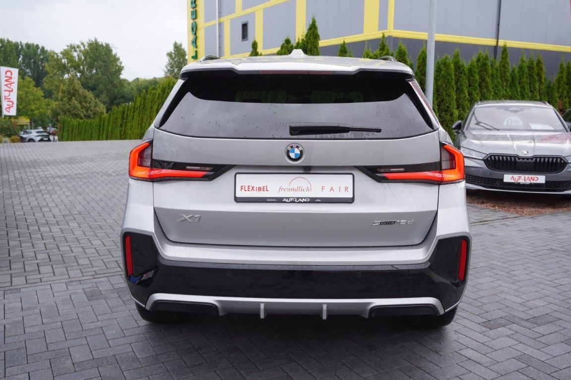 BMW X1 18d sDrive M Sport Aut. LED ACC 360° AHK foto 4