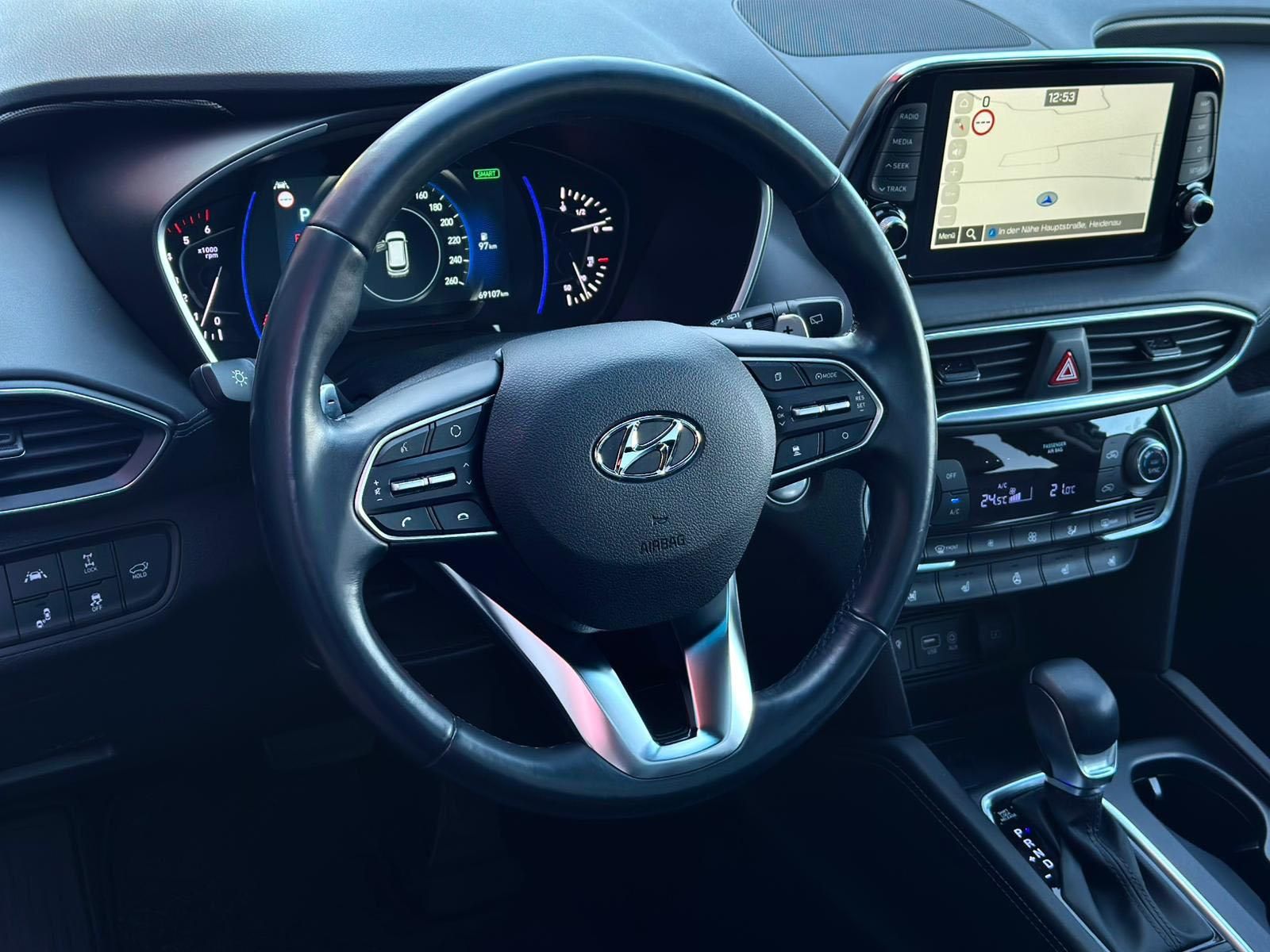 HYUNDAI SANTA FE 2.2CRDi PREMIUM 4WD* LED#4xSHZ#LH#KEYLE - Image 31