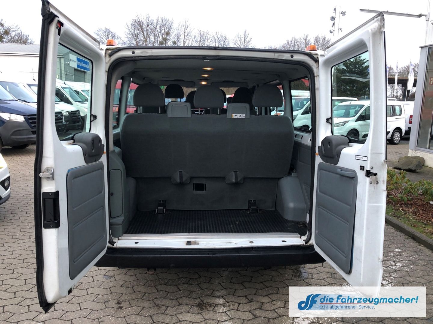 Fahrzeugabbildung Ford Transit Kombi FT 280 K 2.2 TDCI *EXPORT