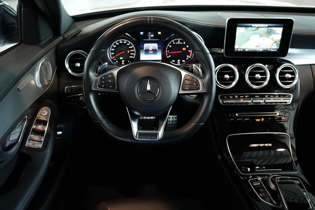 Mercedes Benz C 63 Amg
