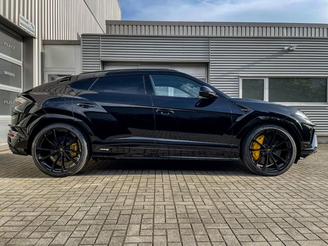 Lamborghini Urus Sport 4 J. Garantie / Top Ausstat. /Carbon