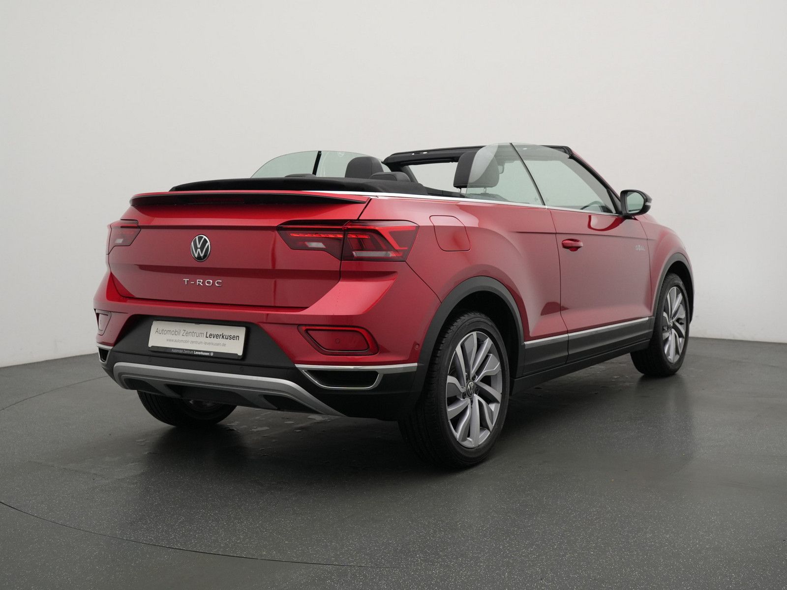 Volkswagen T-Roc - Bild 2
