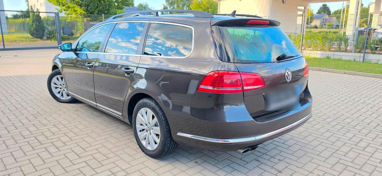 Volkswagen Passat 2013 — engine 140 HP (103kW)