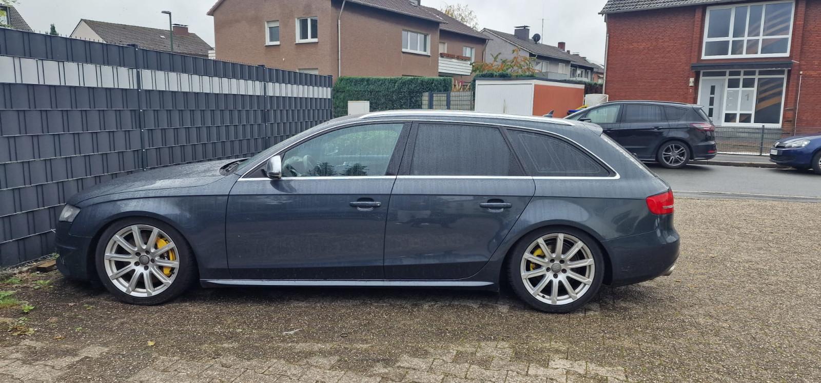 Audi Quattro 2009 — rear view