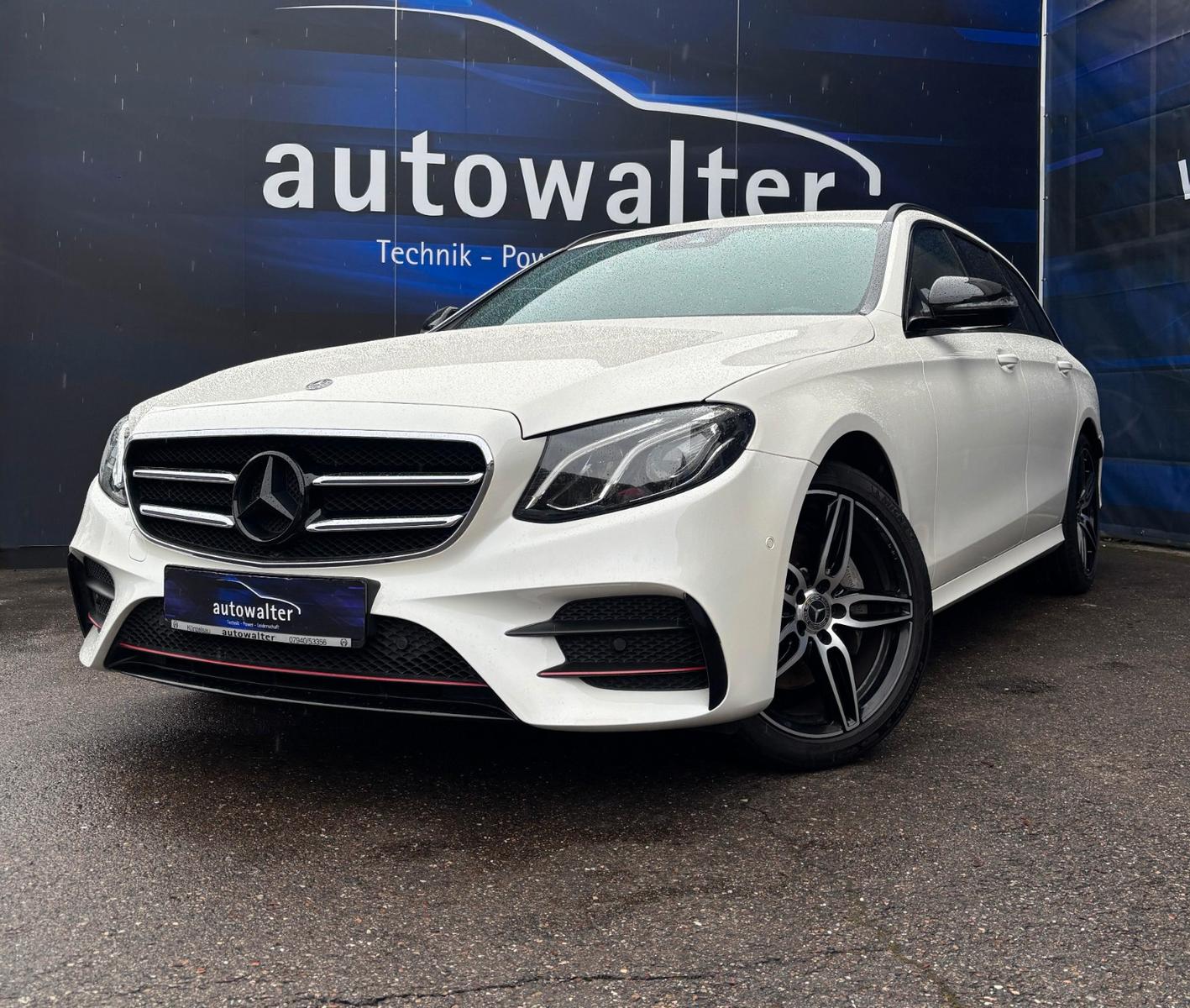 Mercedes-Benz E 220  T-Modell AMG Line