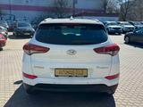 Hyundai Tucson blue Intro Edition 2WD/Navi/R-Kamera - Hyundai TUCSON: Intro Edition
