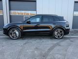 Porsche Cayenne Turbo+Nachtsicht+4-Radlenkung+SCP+AHK+++ - Porsche: Rad