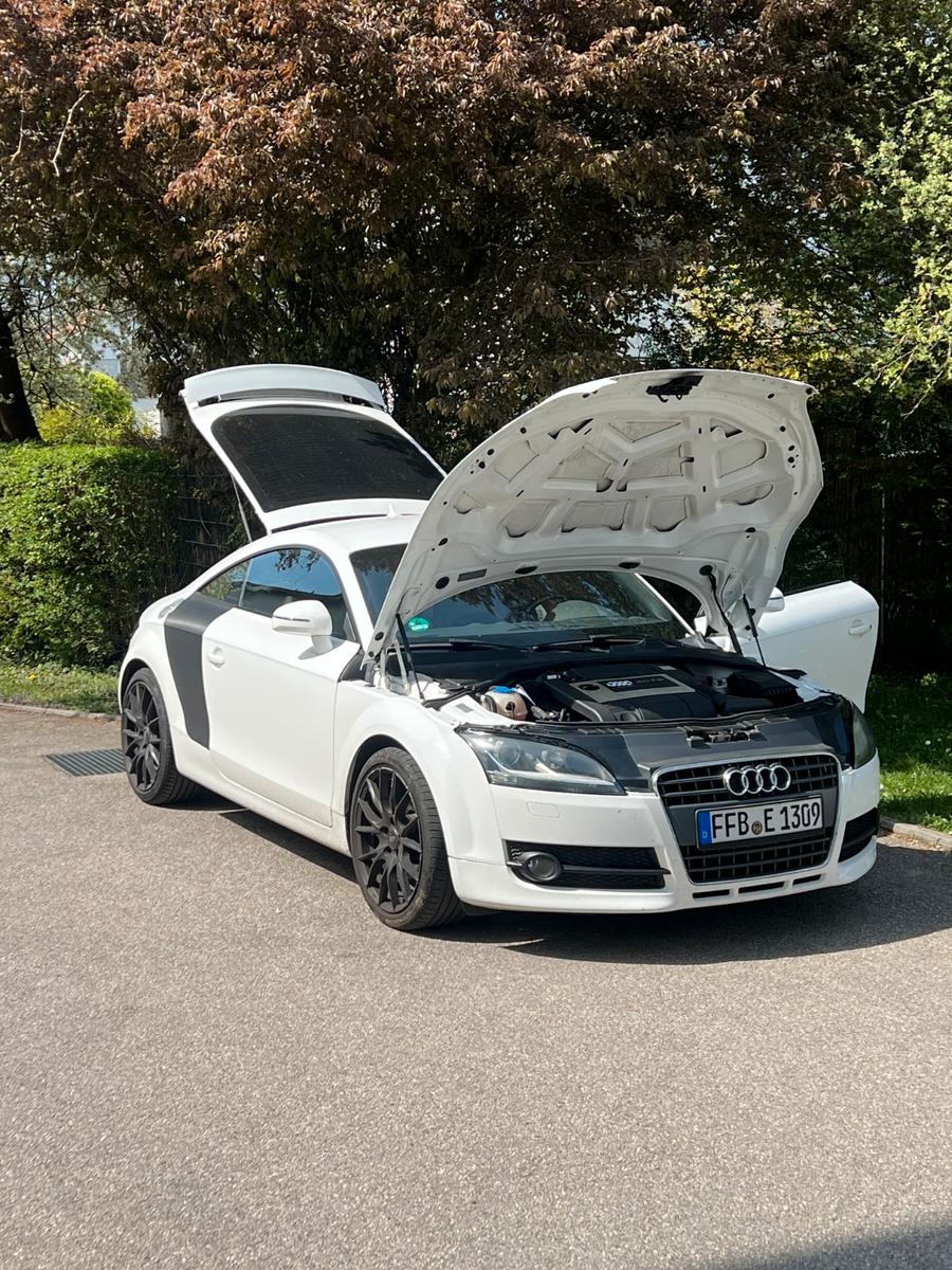 Audi TT Coupe 2.0 TFSI / Zahnriemen NEU / TÜV NEU