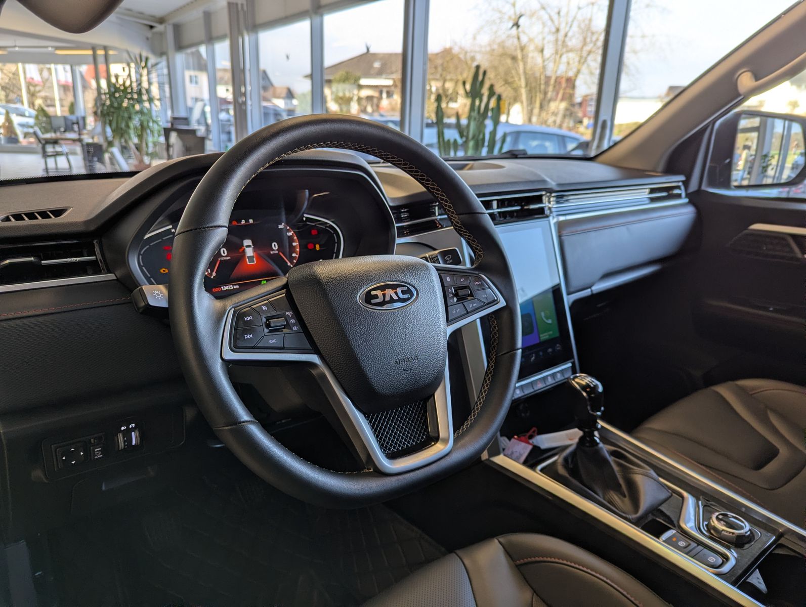 JAC 8 Pro 2,4 T Pick-Up 4WD Allrad 360° TEMP Leder - Image 19