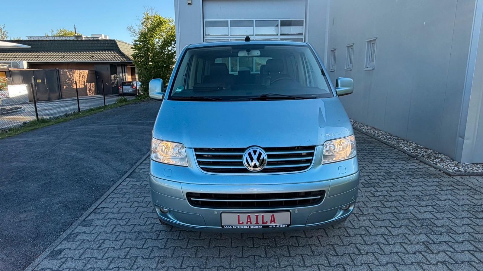 Volkswagen T5 Transporter Bus Multivan Atlantis