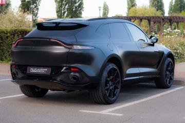 صورة 10 لـ 2021 Aston Martin DBX