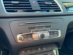 Fahrzeugabbildung Audi RSQ3 2.5 TFSI S tronic quattro Pano - Bose - LED