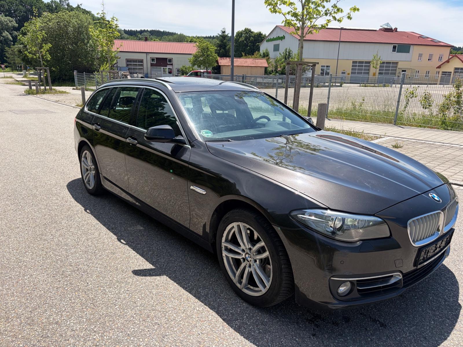 BMW 535 5 Touring 535 d xDrive*Luxury*