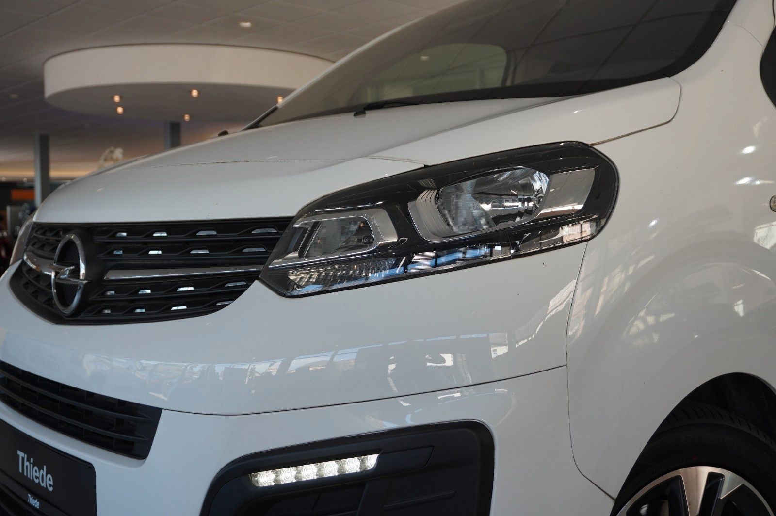 Fahrzeugabbildung Opel Zafira Life 2.0D EDITION "M" NAVI/KAMERA/HUD/AHK
