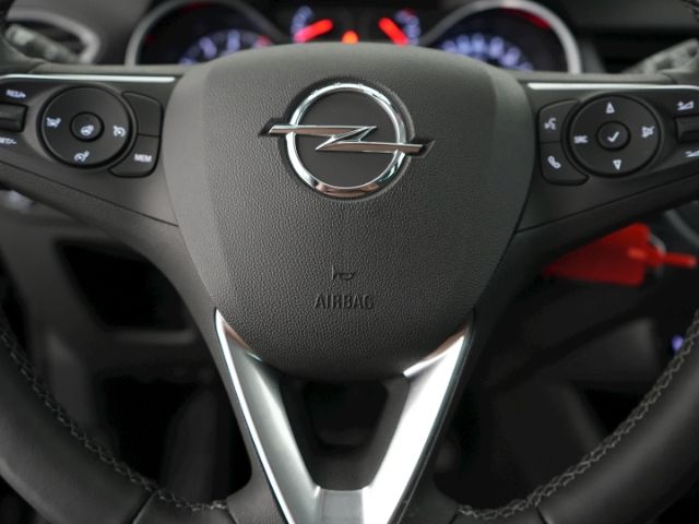 Crossland ELEGANCE PAKET AT+LED LICHT+NAVI+RÜCKF