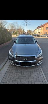 Infiniti Q70 2.2D Auto - (Soundsystem) - gebrauchte Infiniti Limousine