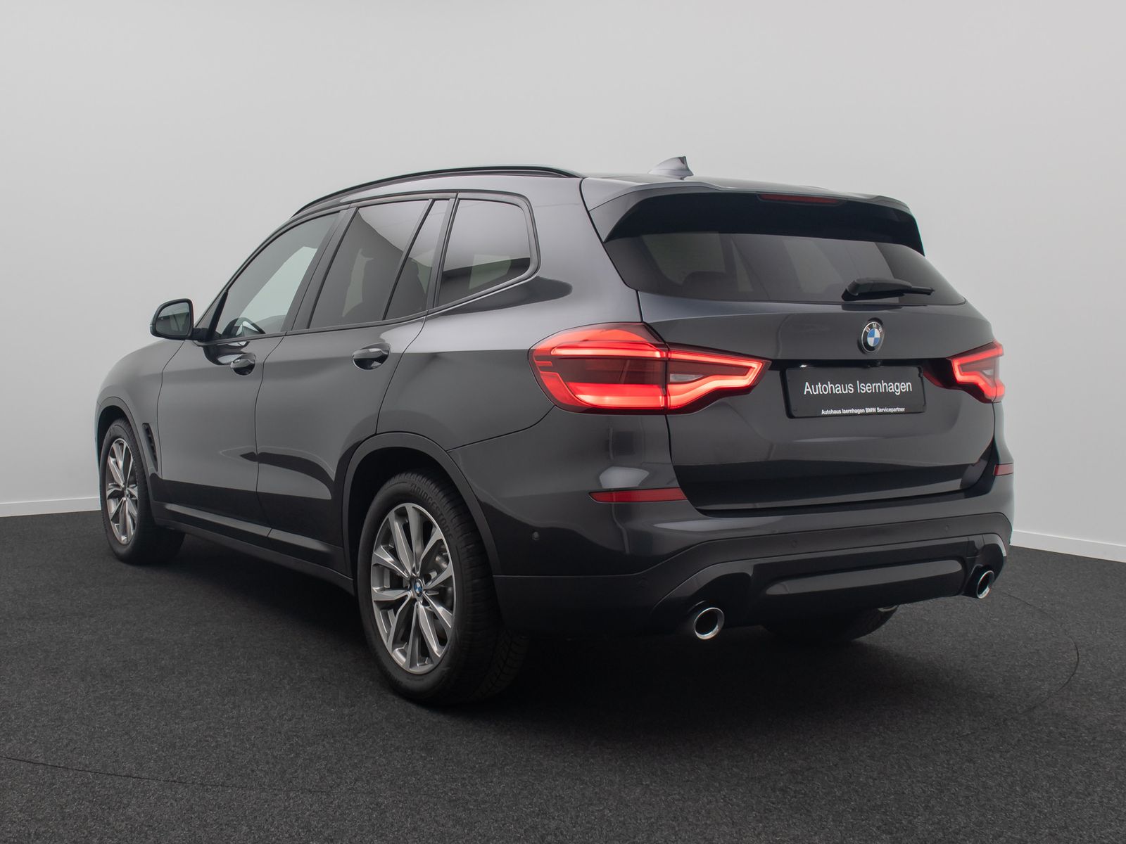 Fahrzeugabbildung BMW X3 xD20d Kamera HUD HiFi AHK Komfort Sport 19"