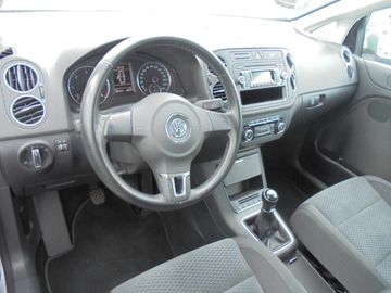 Volkswagen Golf Plus - 10