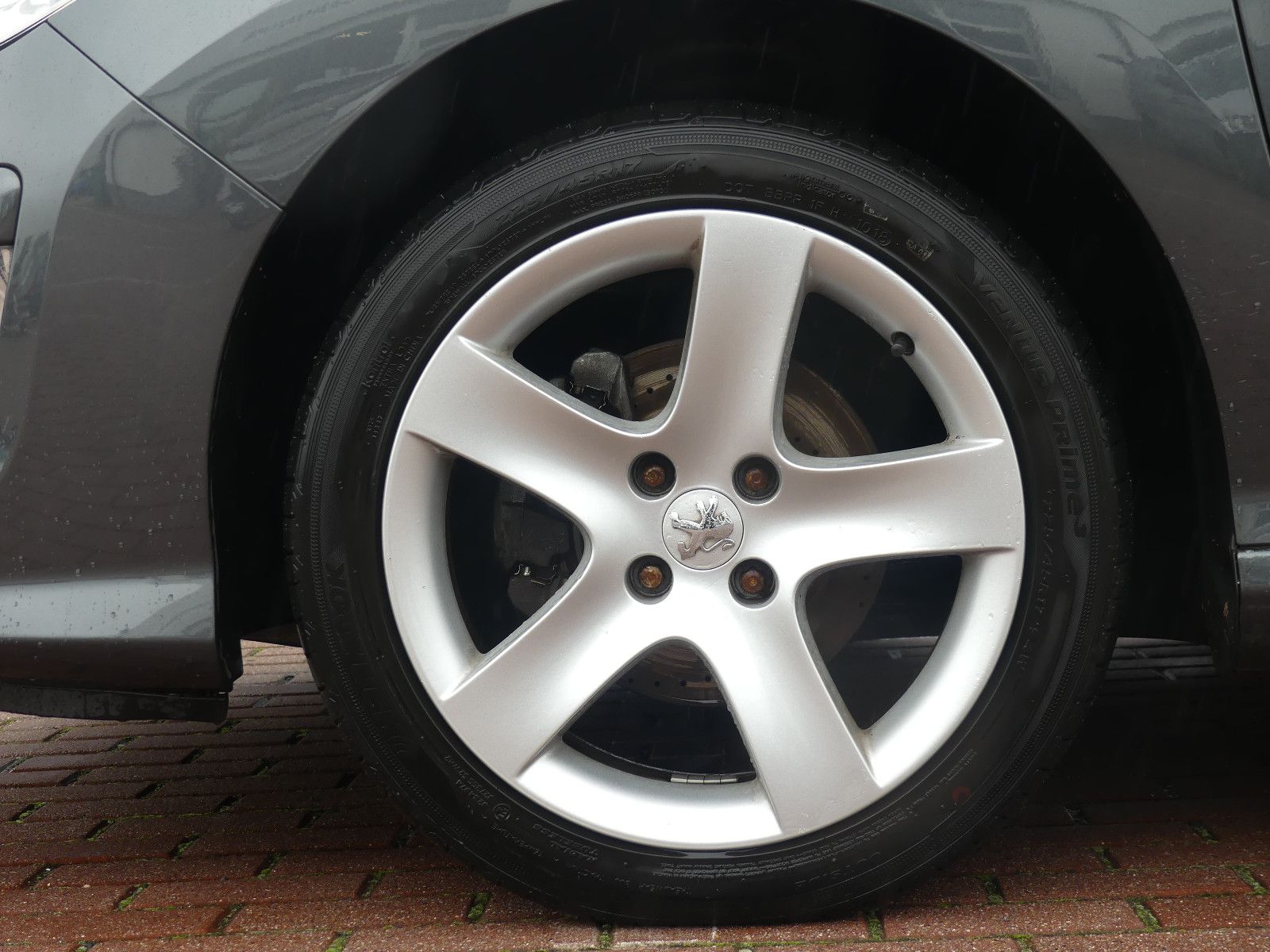 Fahrzeugabbildung Peugeot 308 Sport Plus 150 THP *PDC*SITZHZG*PANO*LM*GRA*