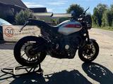 Yamaha XSR 900 - YAMAHA XSR 900