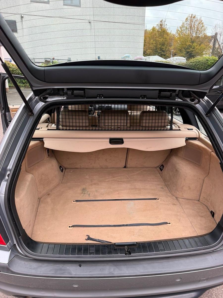 BMW 318 2004 — photo 15