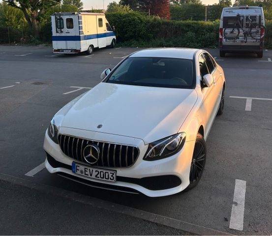 MERCEDES-BENZ Mercedes E200d 9G-Tronic