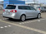Volkswagen Passat Variant 3.2 V6 FSI DSG 4M. R-Line Ed....