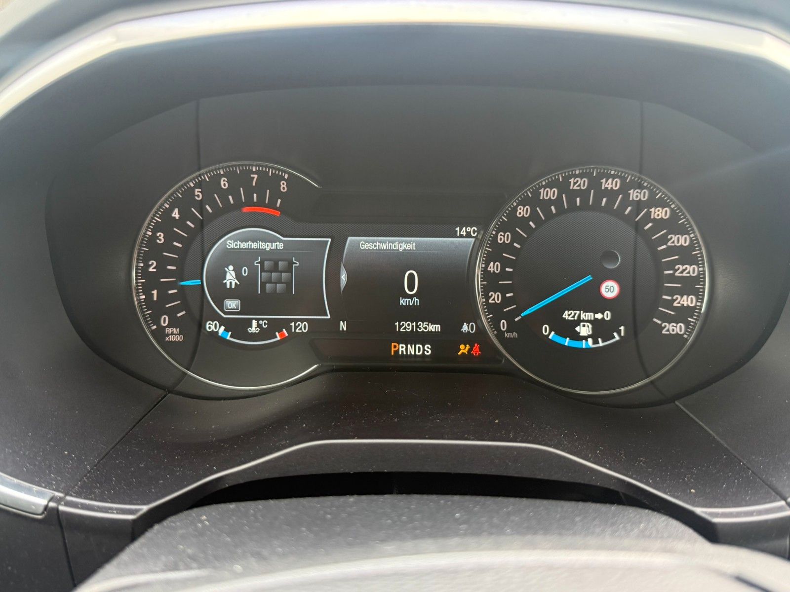 Fahrzeugabbildung Ford S-MAX Titanium 7 Sitzplätze