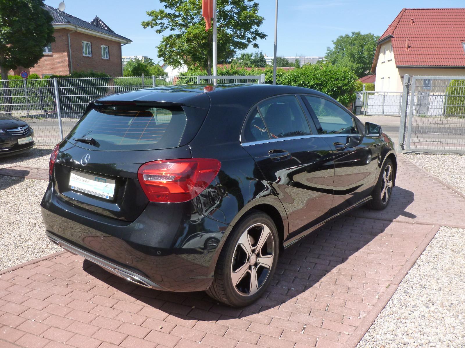 Mercedes-Benz A 250 Urban LED/H-K/Navi/Business/RFK
