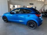 Mazda 2 Lim. Kizoku* CarPlay*AndroidAuto*RückKamera - Mazda 2: mit ABS, mit Klimaautomatik