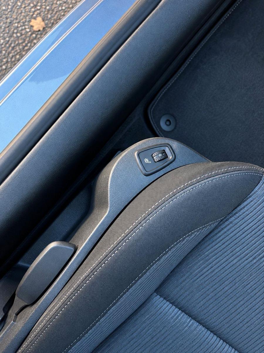 Renault Laguna 2008 — photo 8