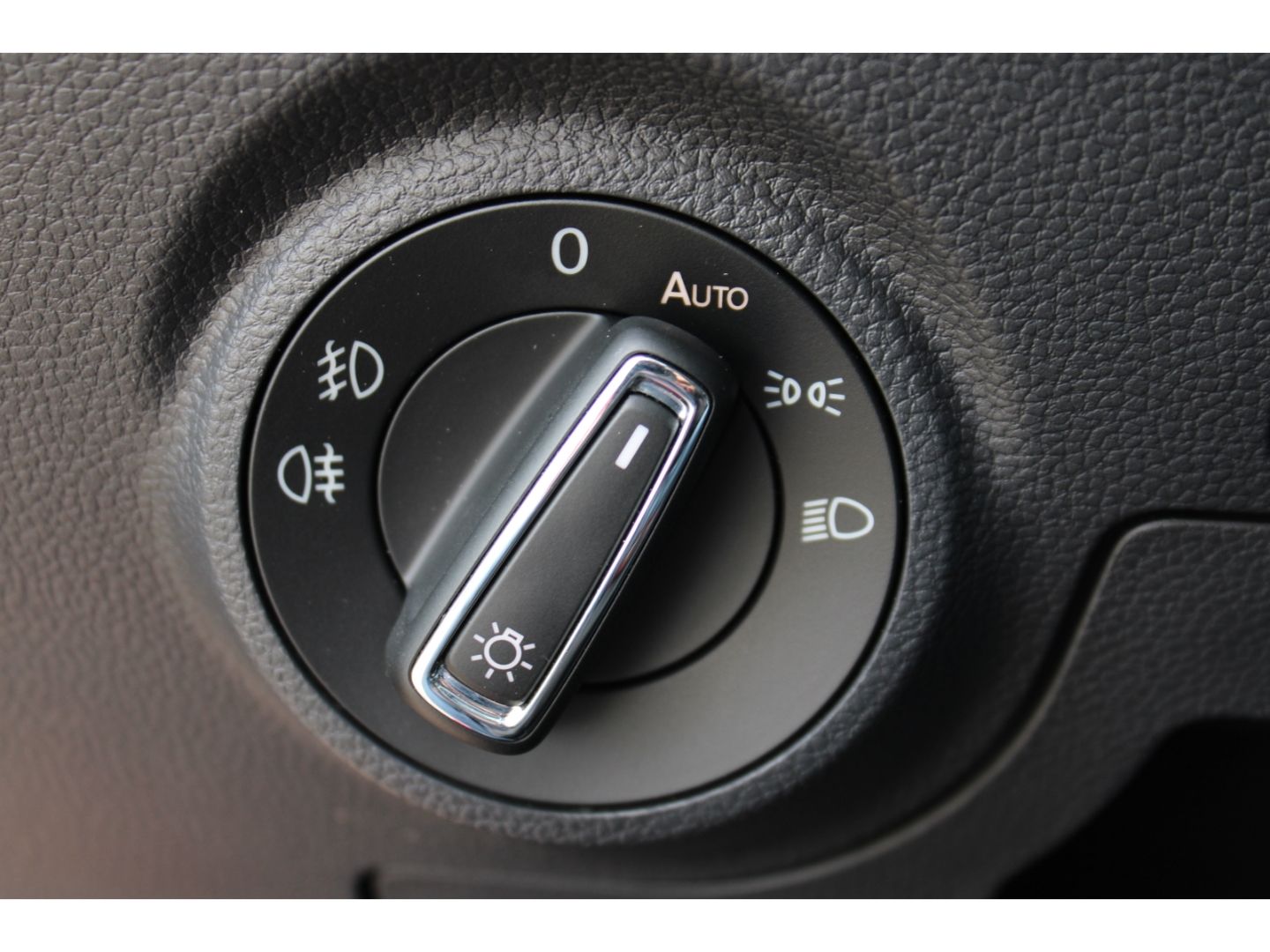 Fahrzeugabbildung SEAT Ibiza 1.5 TSI FR Beats ACC LED RFK Navi Full Lin