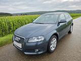 Audi A3 1.6 TDI (DPF) S tronic Ambiente Sportb. A... - Audi A3 aus 2010 mit Diesel-Antrieb