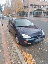 Ford Focus gepflegt - TÜV bis 10.26 - gebrauchte Ford Focus aus dem Jahr 2001