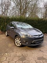 Ford Fiesta  1,25 - 82PS - Ford Fiesta: 82 Ps