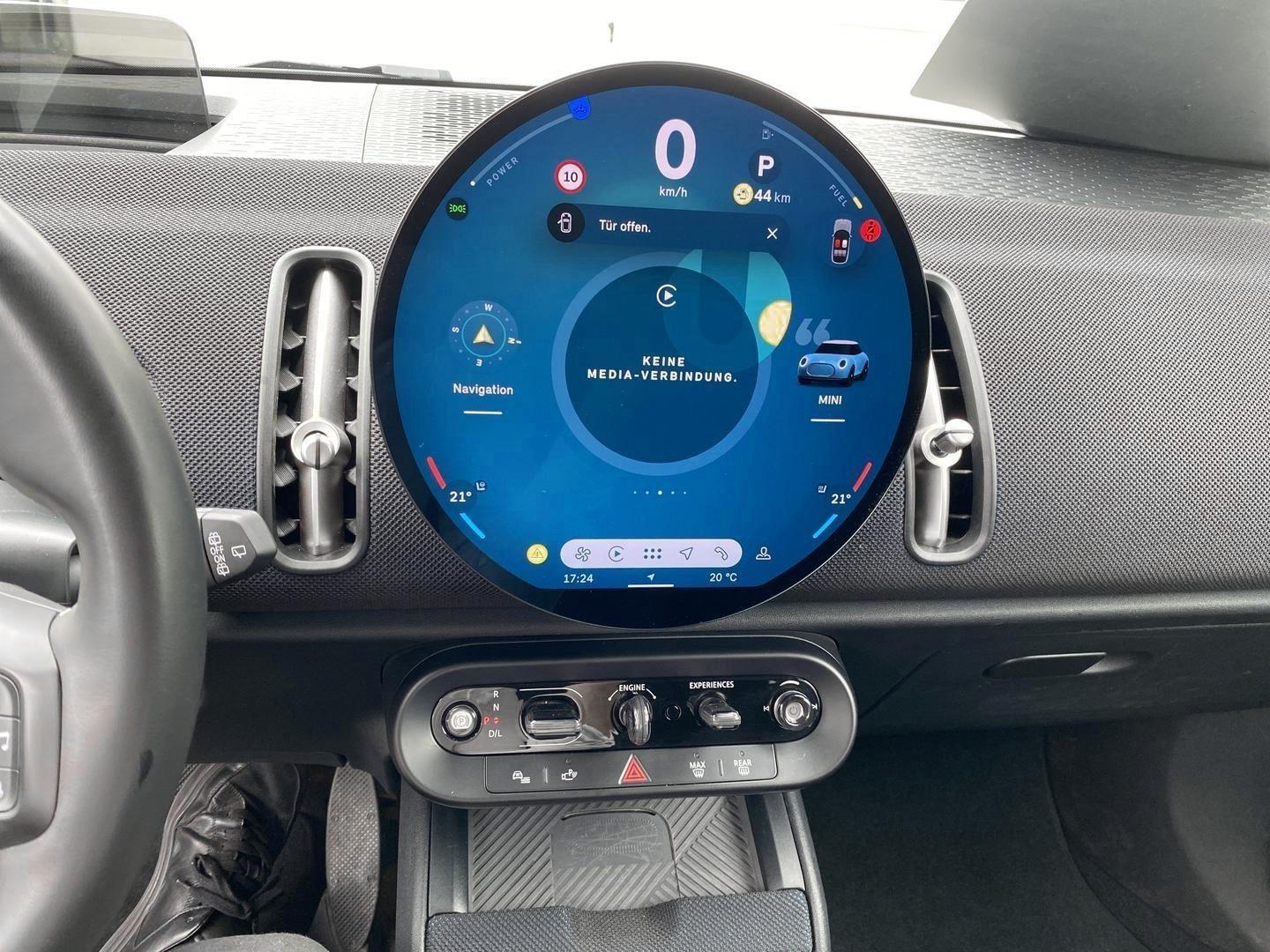 MINI Countryman C HUD AHK Navi LED el. Heckkl. Apple 