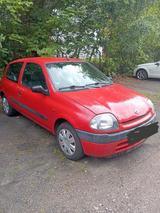 Renault Clio Benziner 1.2 - Renault Clio aus 1999: 1.2