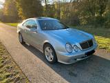 Mercedes-Benz Mercedes CLK 208 320 Schwarzer Himmel Serv... - Mercedes-Benz 320: Sportwagen