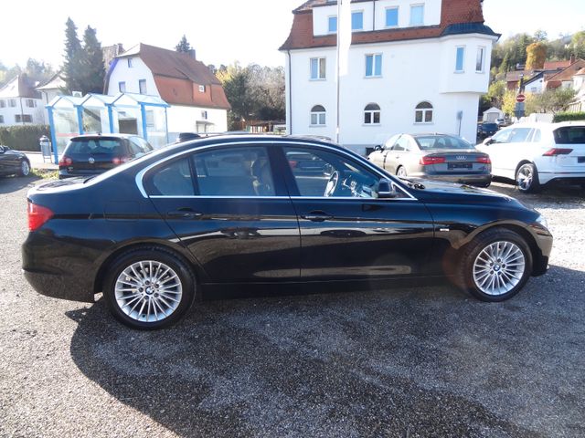 Fahrzeugabbildung BMW 320d Luxury-Line/HUD/GSD/Leder/Xenon/AHK/Navi/