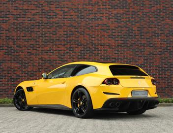 صورة 2 لـ 2018 Ferrari GTC4LUSSO
