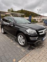 Mercedes-Benz GL 350 BlueTEC 4MATIC - - Mercedes-Benz GL-Klasse mit Diesel-Antrieb