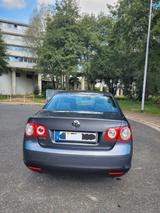 Volkswagen Jetta 1.6 Automatik Comfortline Comfortline - gebrauchte VW Jetta aus dem Jahr 2006