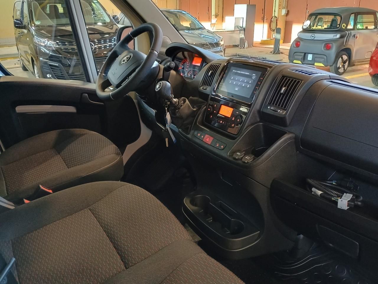 Fahrzeugabbildung Opel Movano C 2.2 Diesel Doppelkabine 3,5T L3