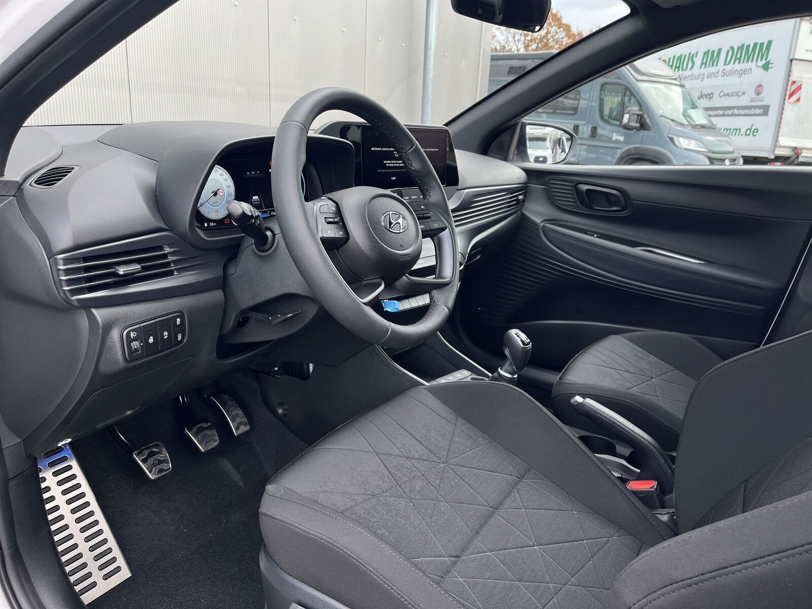 Fahrzeugabbildung Hyundai BAYON 1.0 Connect & Go NAVI